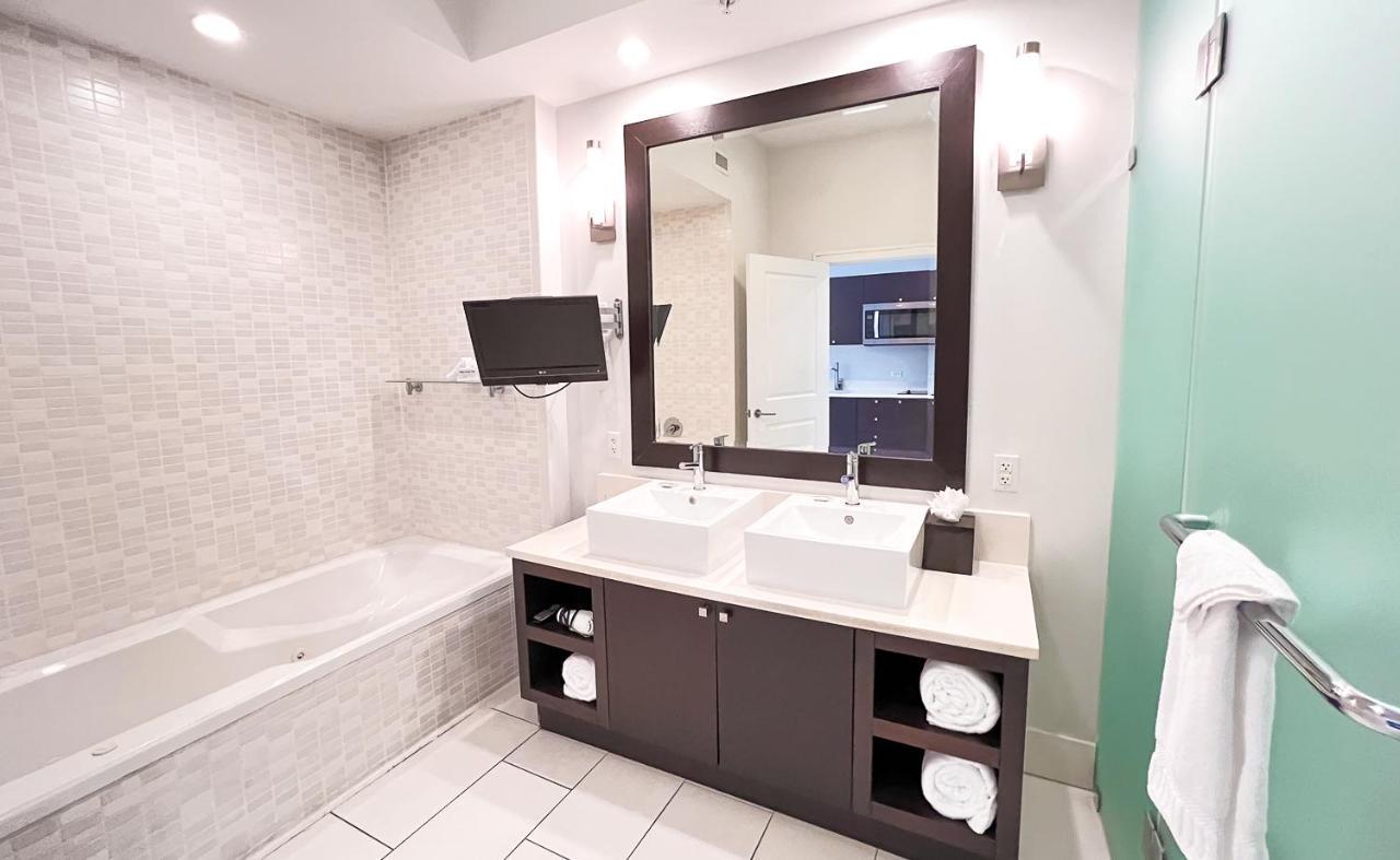 Aparthotel Modern Private Studio - King Bed, Jacuzzi, Balcony And Pool Miami Exteriér fotografie